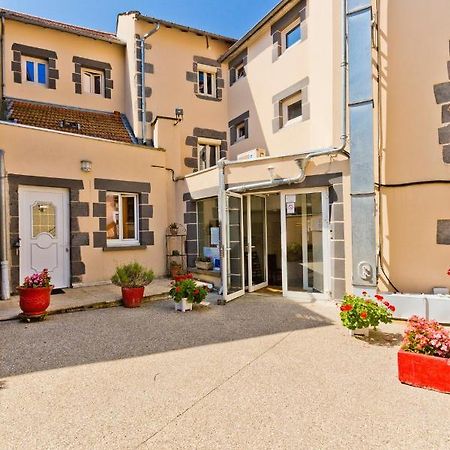 Logis Hotel Restaurant De La Poste Понжибо Екстериор снимка